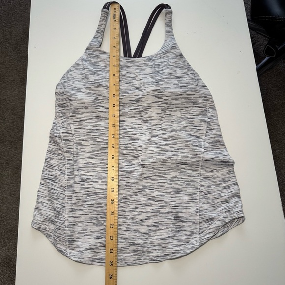 Lululemon Moment to Movement 2 in 1 Tank Top Built in Sport Bra Strappy size 6 - Picture 11 of 13